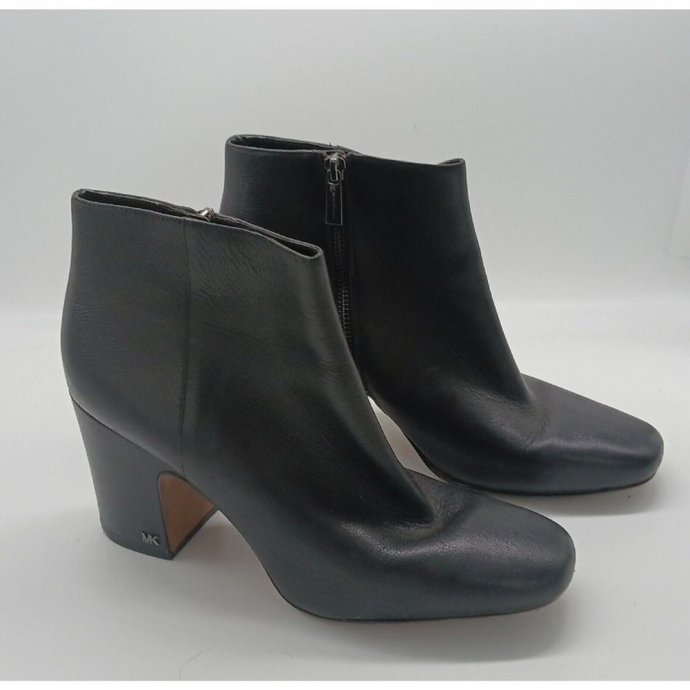 Michael Kors Woman's Size 11M Black Leather Zip Ankle Booties Heeled Boots
